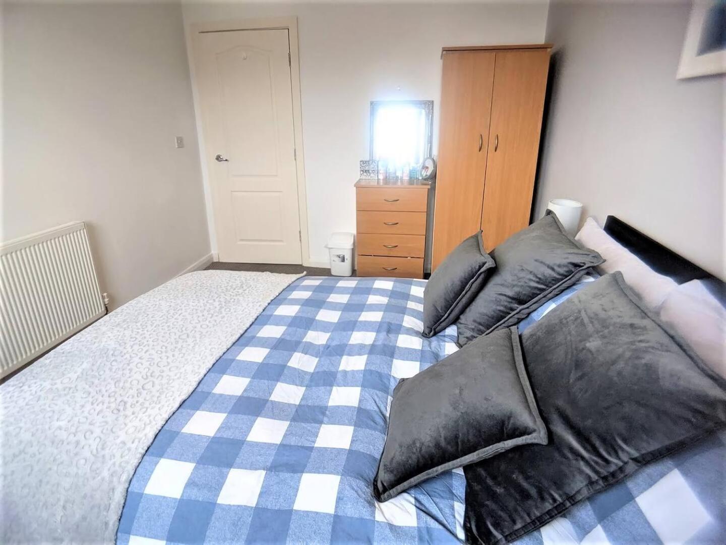 Lovely Guest Rooms In City Centre Liverpool Exterior foto